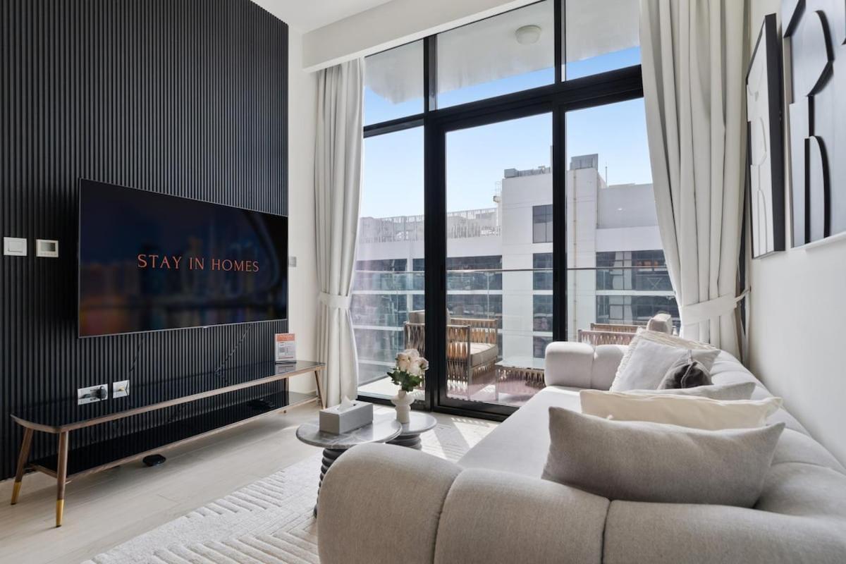 1br In Azizi Riviera 43 By In Homes - Near Business Bay - Pool - Gym - Parking Apartment Dubai