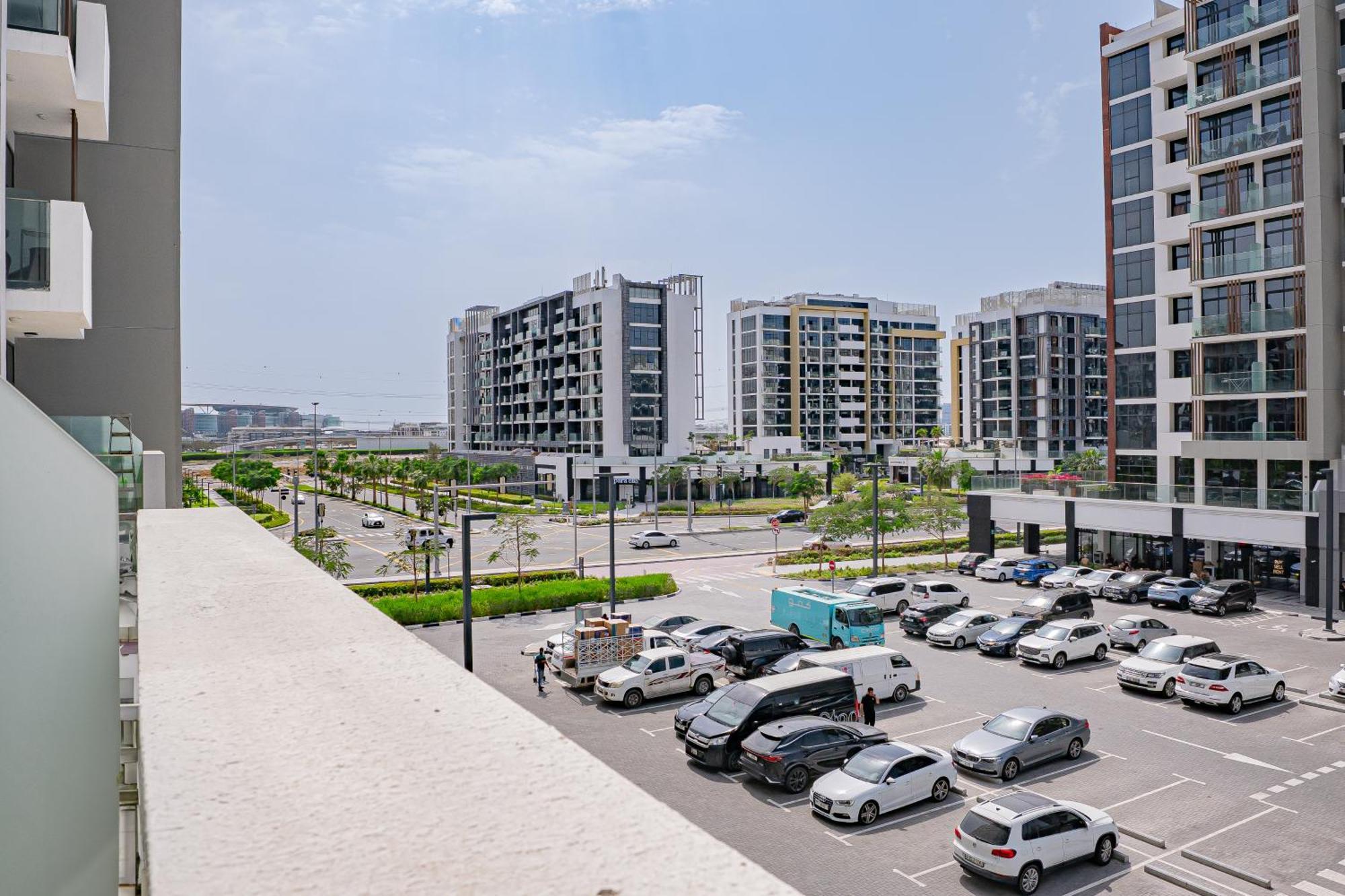Apartment Escape24 - Chic Apartment, Azizi Riviera 19 Dubai