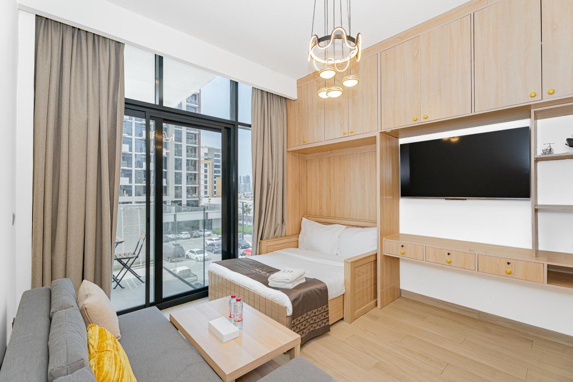 Escape24 - Chic Apartment, Azizi Riviera 19 Apartment *