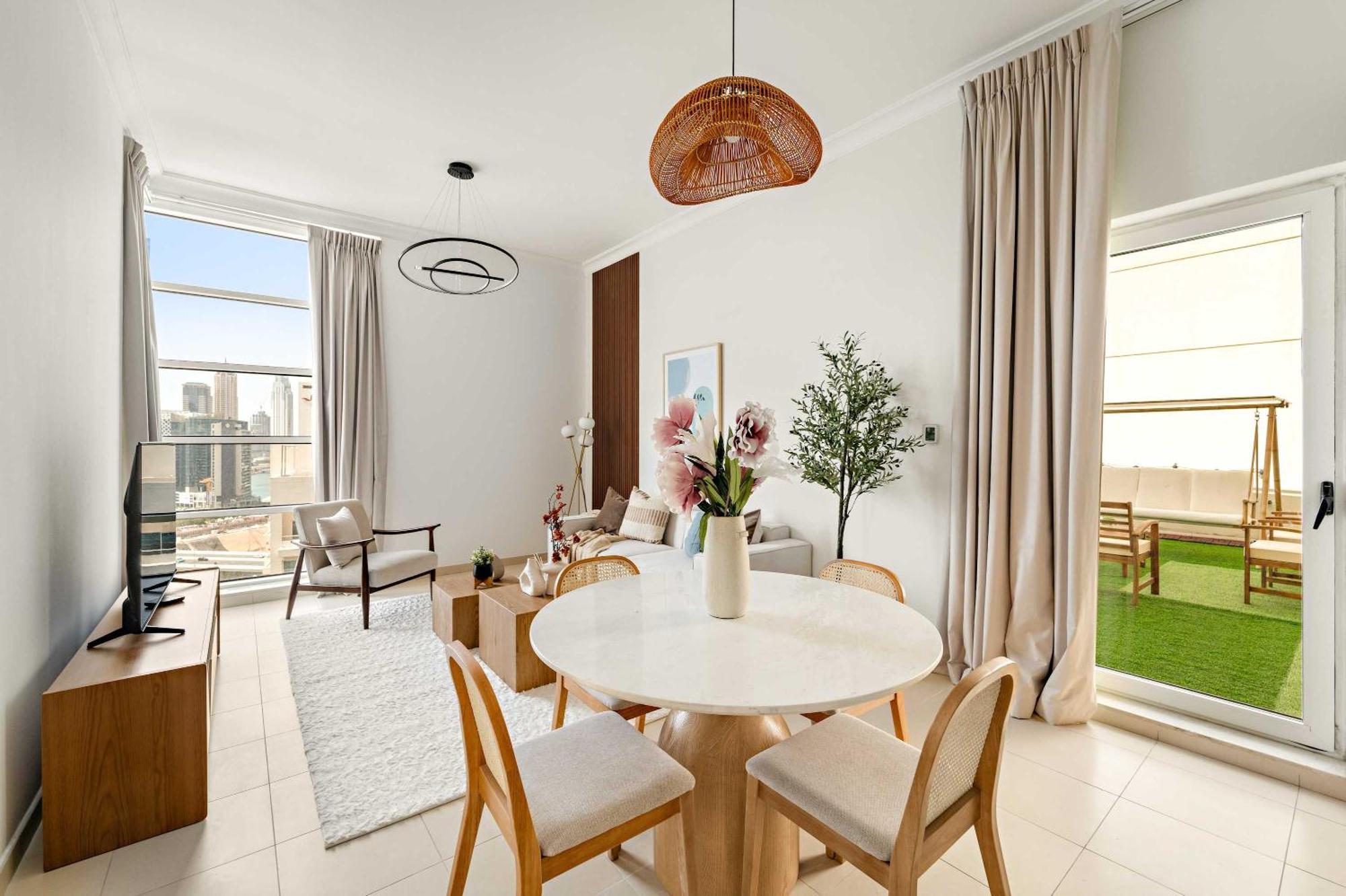 Silkhaus Homey 2br At Mayfair Tower In Business Bay