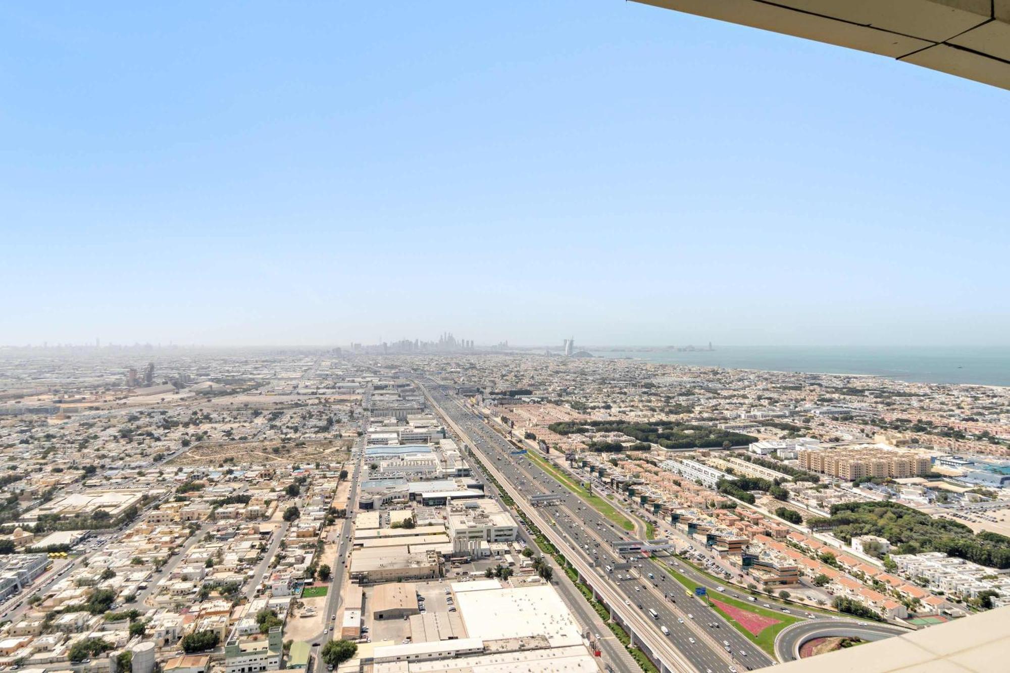 Silkhaus Spacious 2br In Aykon Near Safa Park * Dubai