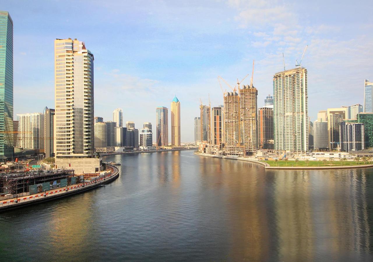 Modern Canal View With Balcony Damac Prive
