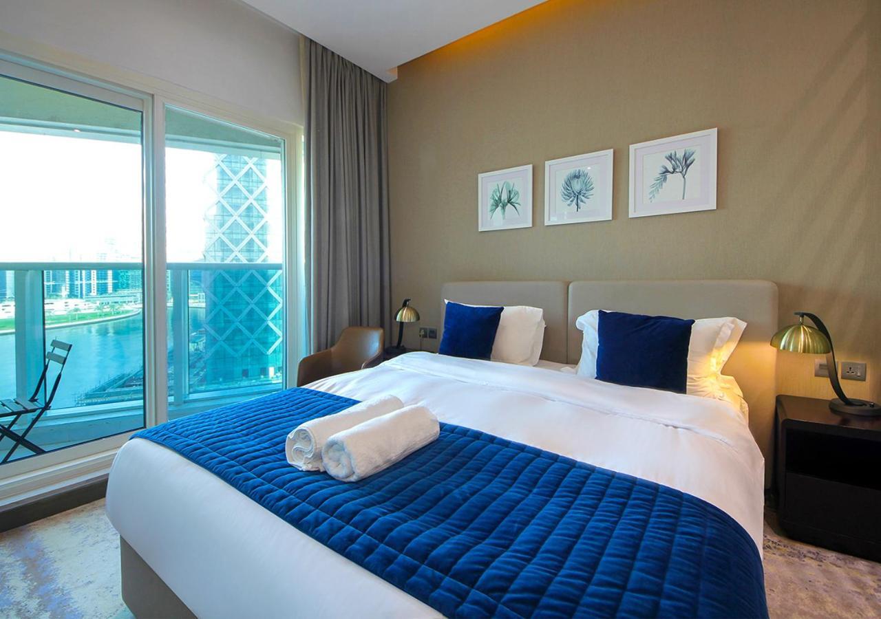 Modern Canal View With Balcony Damac Prive