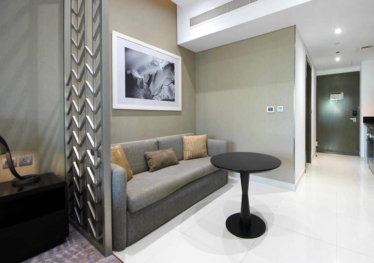 Apartment Modern Canal View With Balcony Damac Prive