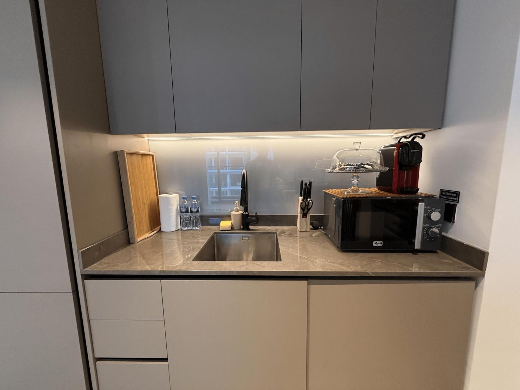 New Near Downtown With Canal View *