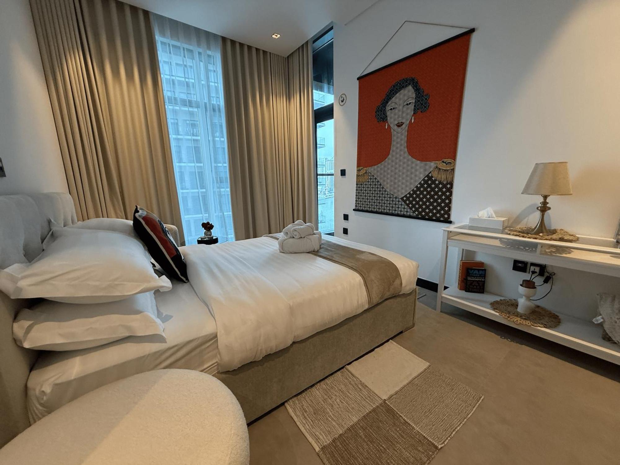 New Near Downtown With Canal View Apartment *