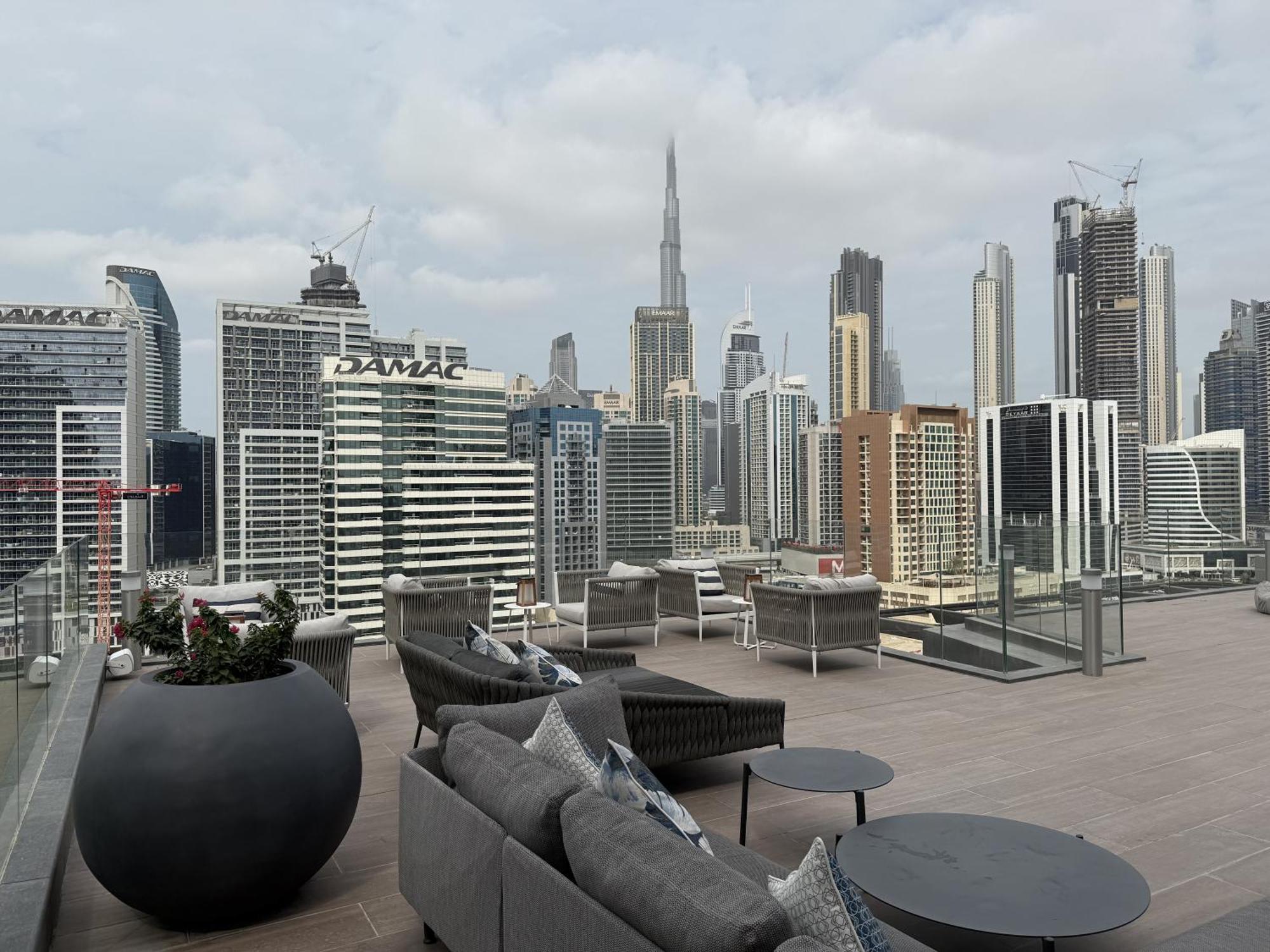Apartment New Near Downtown With Canal View