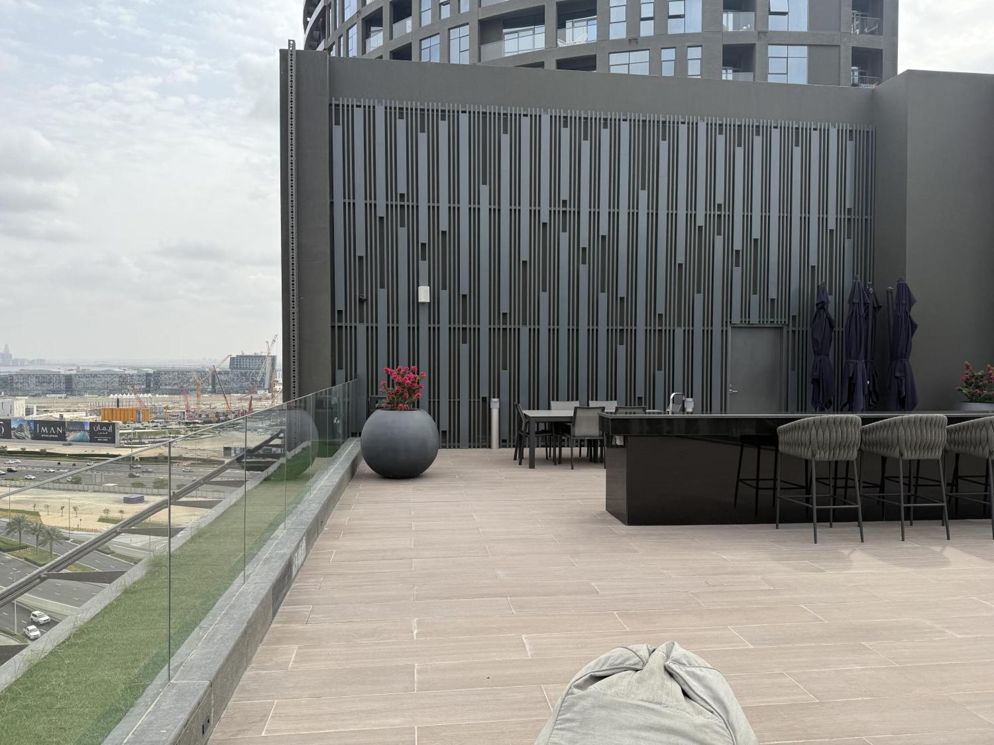 New Near Downtown With Canal View Dubai