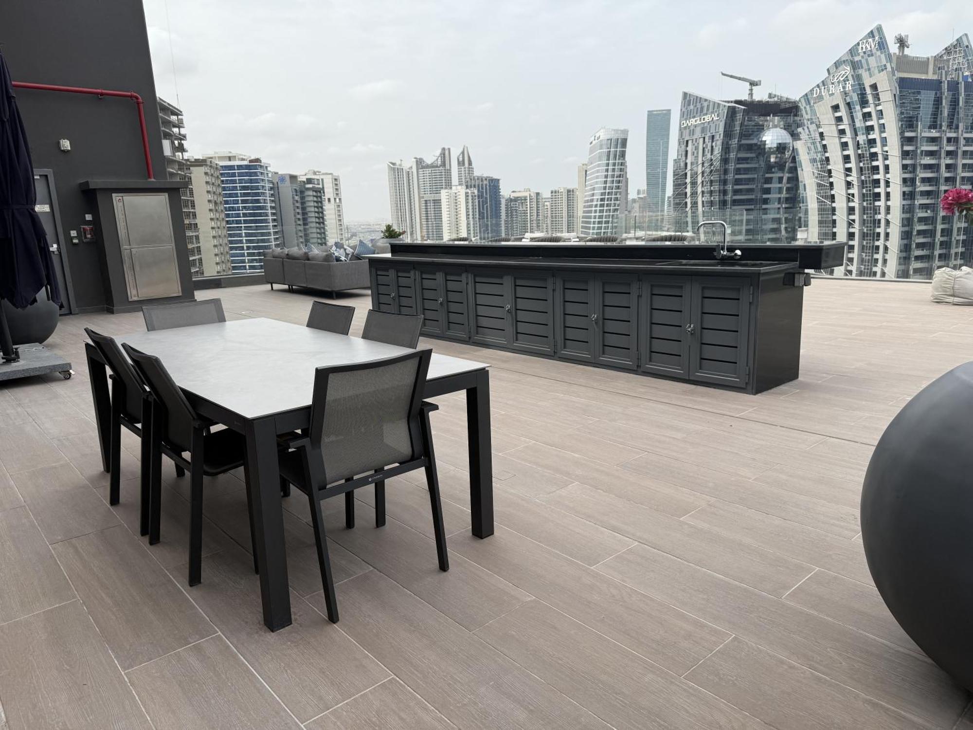 New Near Downtown With Canal View Dubai