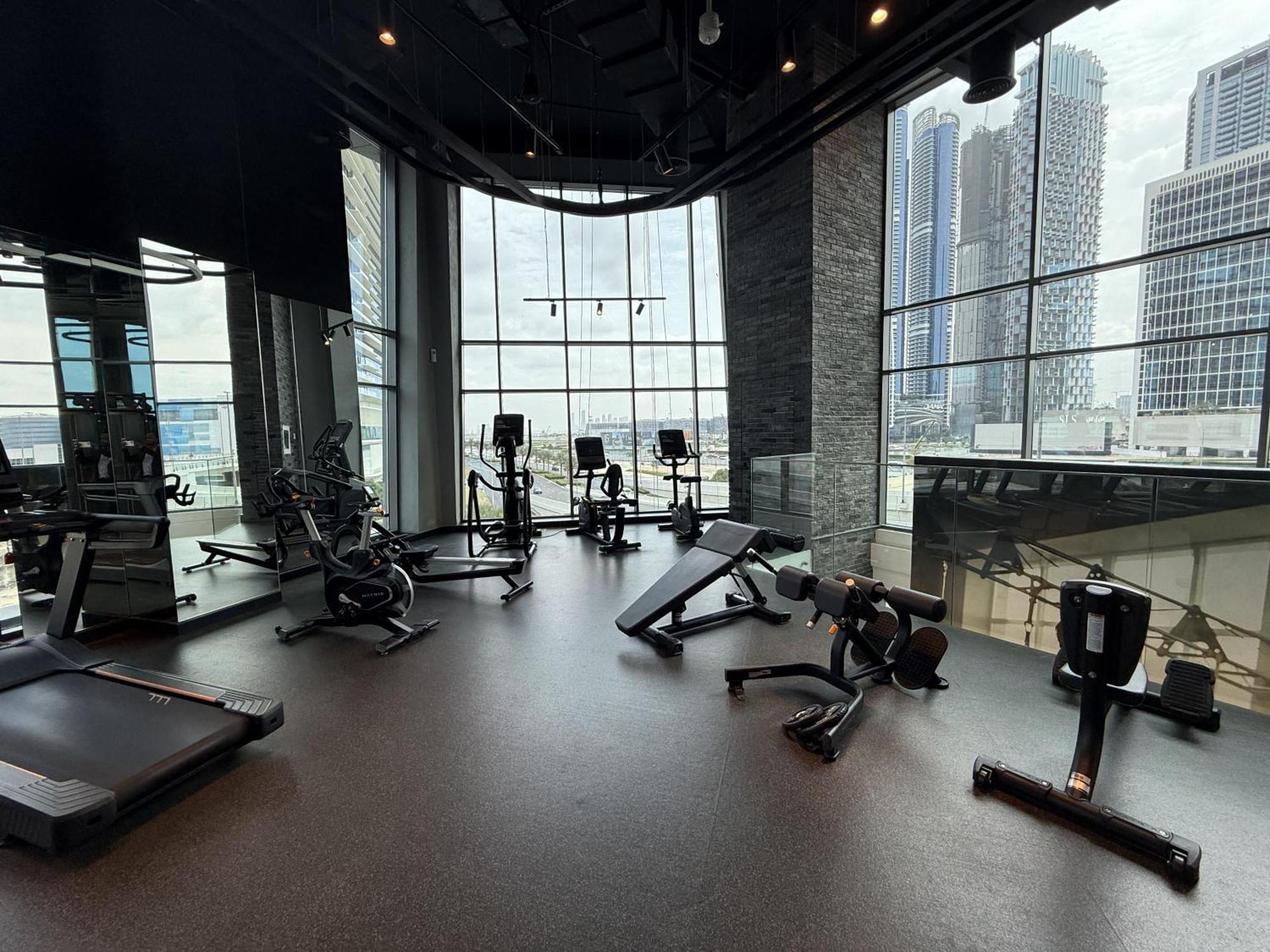 New Near Downtown With Canal View Apartment Dubai