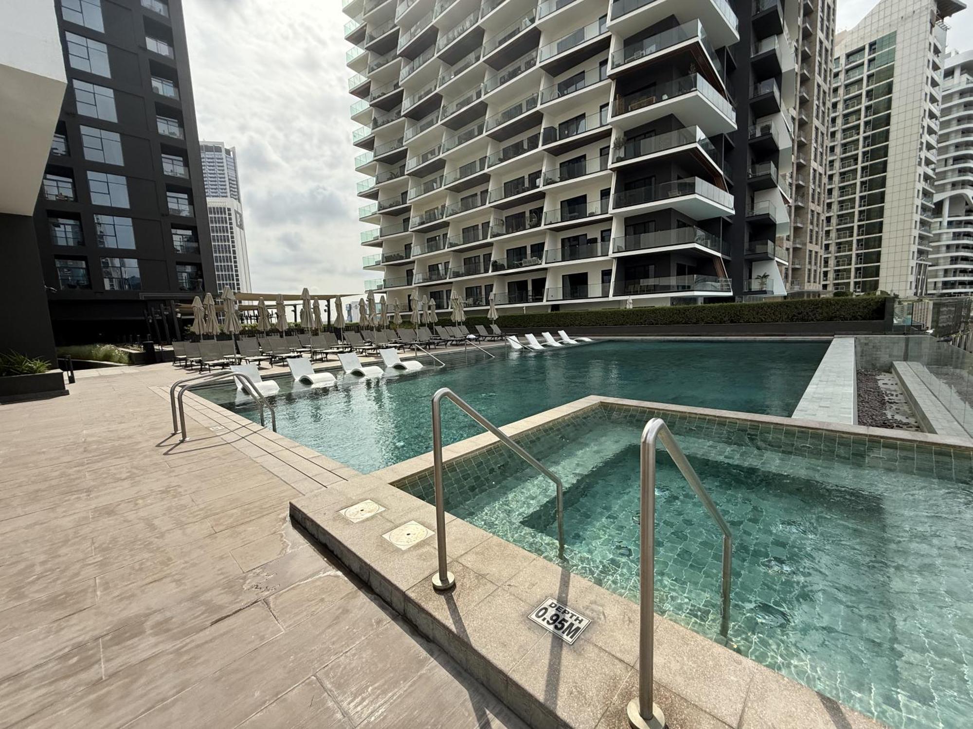 Apartment New Near Downtown With Canal View
