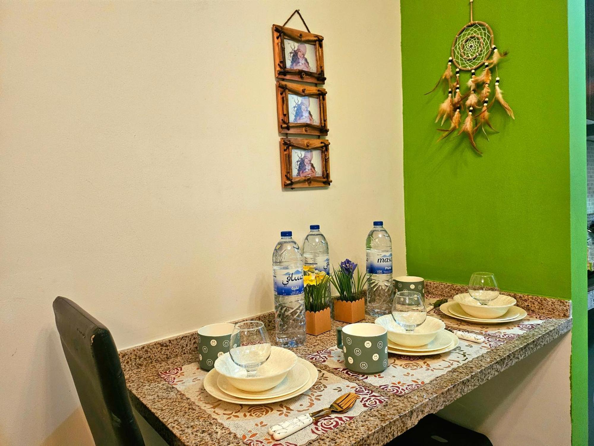 Stunning - High Floor - Canal View - Goldcrest Exectutive Tower Apartment Dubai
