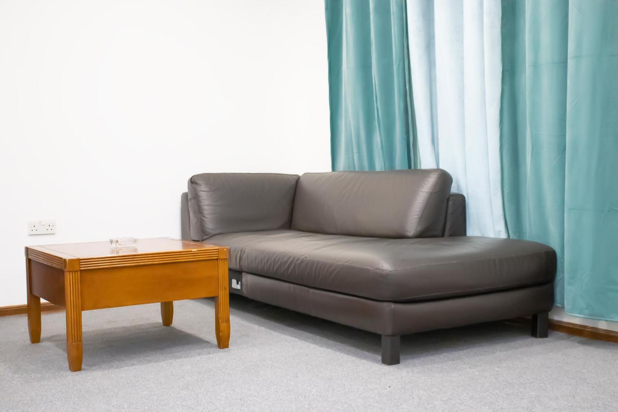 Cozy Near To Metro Station Apartment