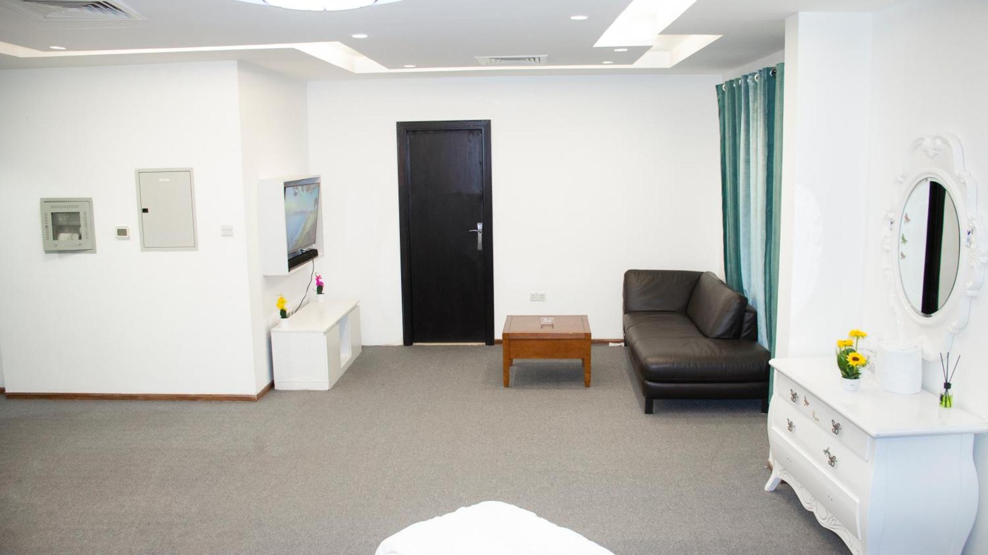 Cozy Near To Metro Station * Dubai