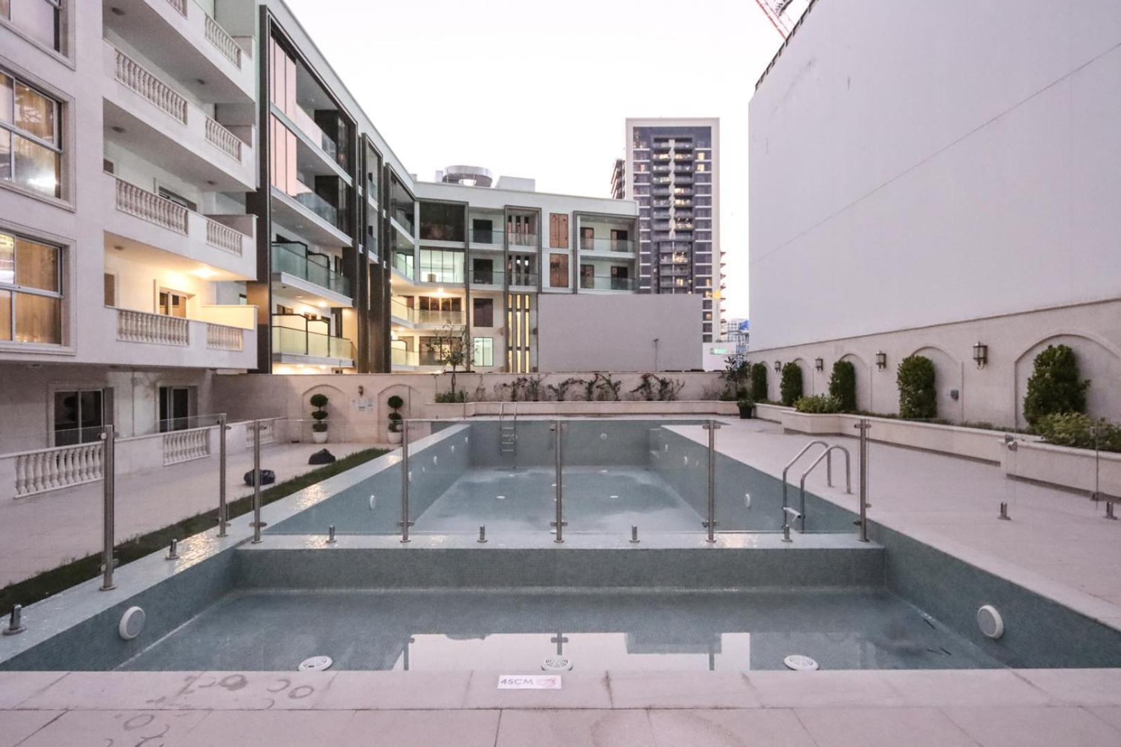 Livbnb-modern Living 1b In Jvc Dubai