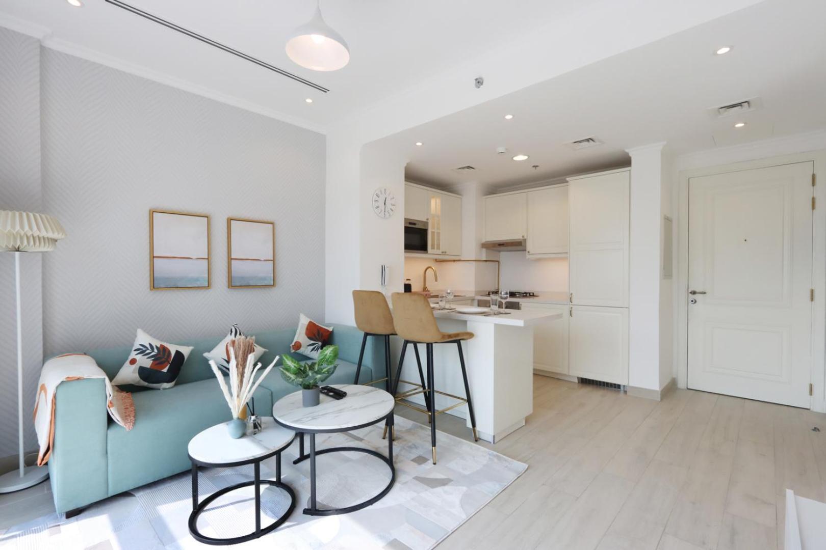 Apartment Livbnb-modern Living 1b In Jvc