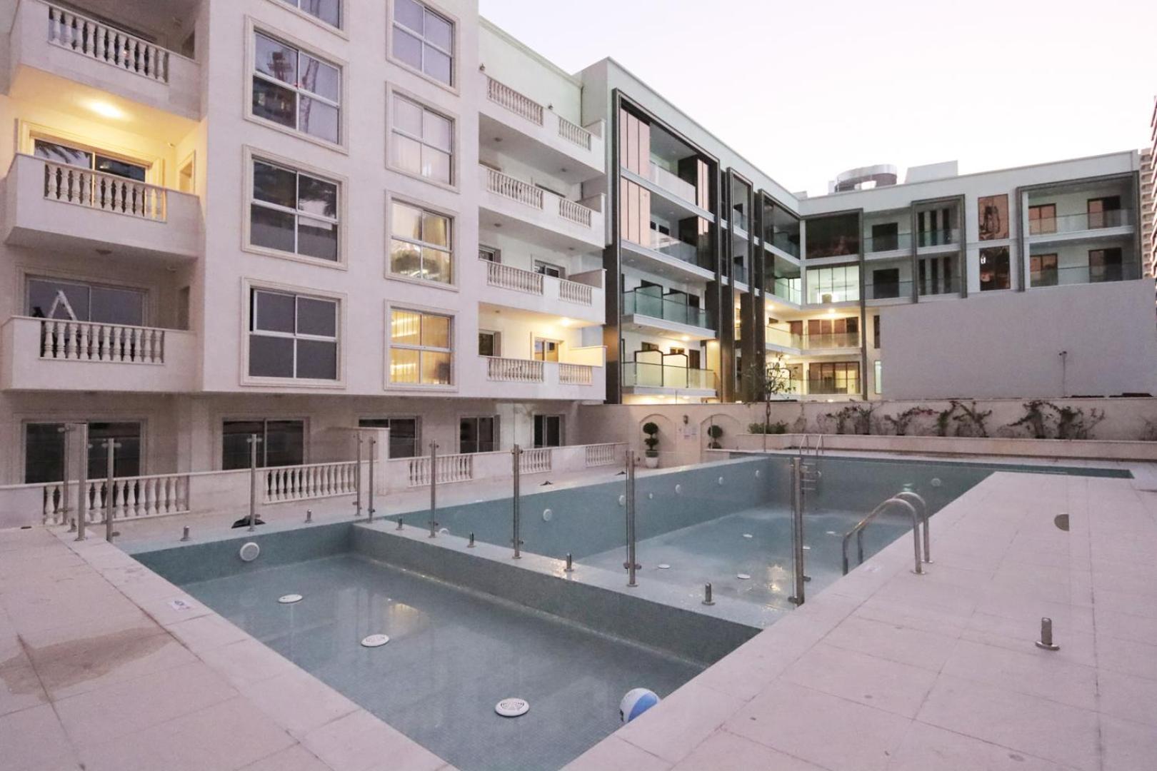 Livbnb-modern Living 1b In Jvc