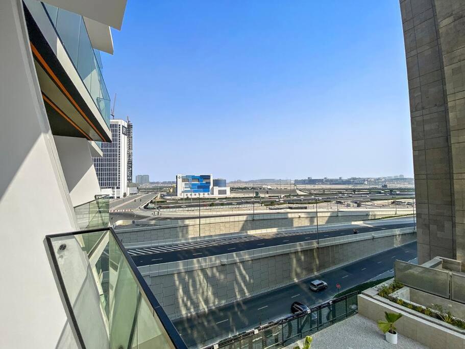Stonetree - Modern 1br With Amazing Location And View *