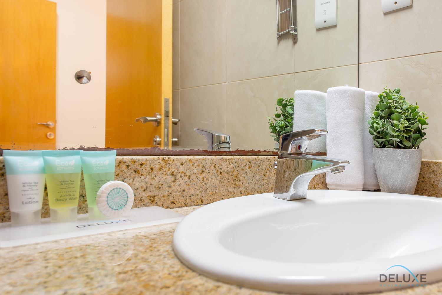 Apartment Dazzling 1br At Marina Crown Marina By Deluxe Homes *