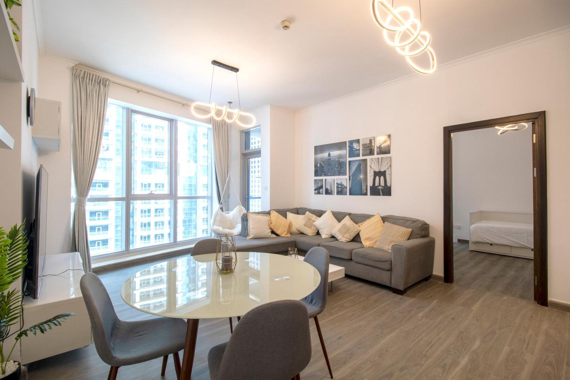 Apartment The Torch Tower- Marina - Immaculate One Bedroom Dubai
