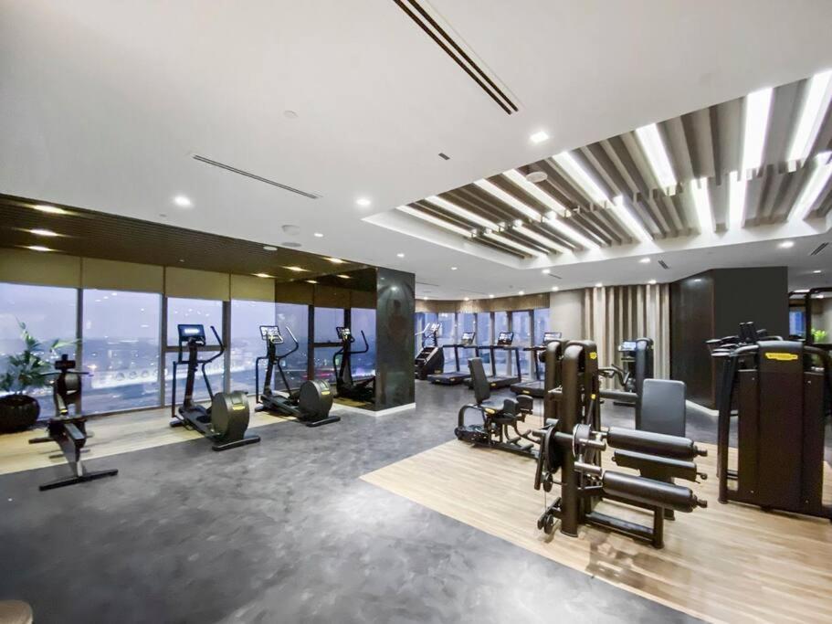 Stonetree - Luxurious 2 Bedroom With Stunning View Apartment *