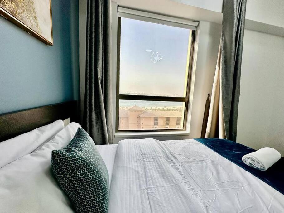 3br Luxury Sea View * Dubai