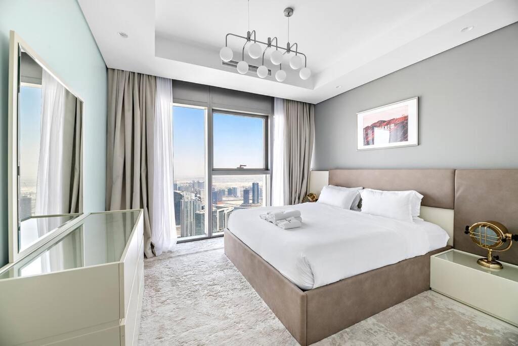 Stonetree - Furnished 2 Bedroom With View Apartment Dubai