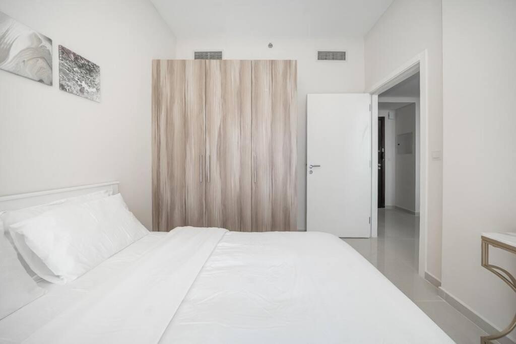 Stonetree - Cozy 1br With Spacious Balcony In Golf A Apartment *