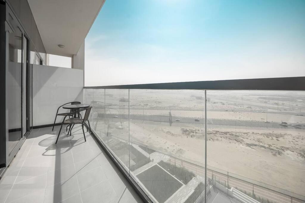 Stonetree - Cozy 1br With Spacious Balcony In Golf A Apartment Dubai