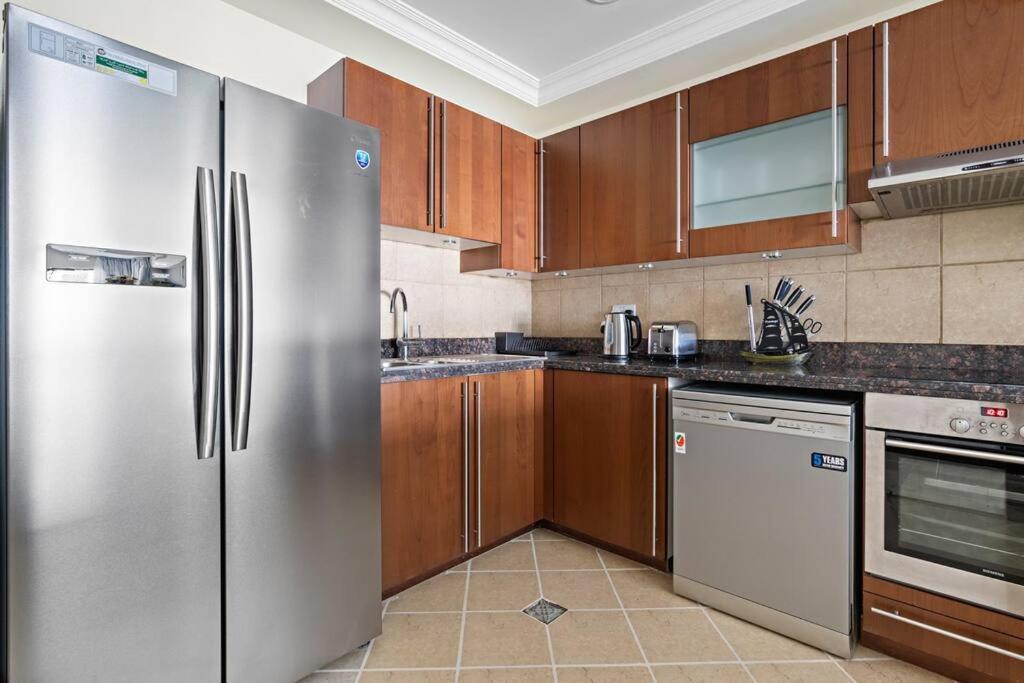 Stonetree - Golden Mile 7 2br - Access Dubai