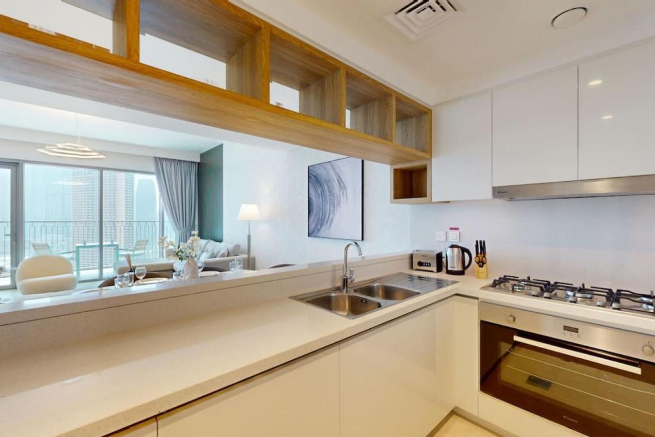 Downtown Views 2 - Gorgeous Three Bedroom *