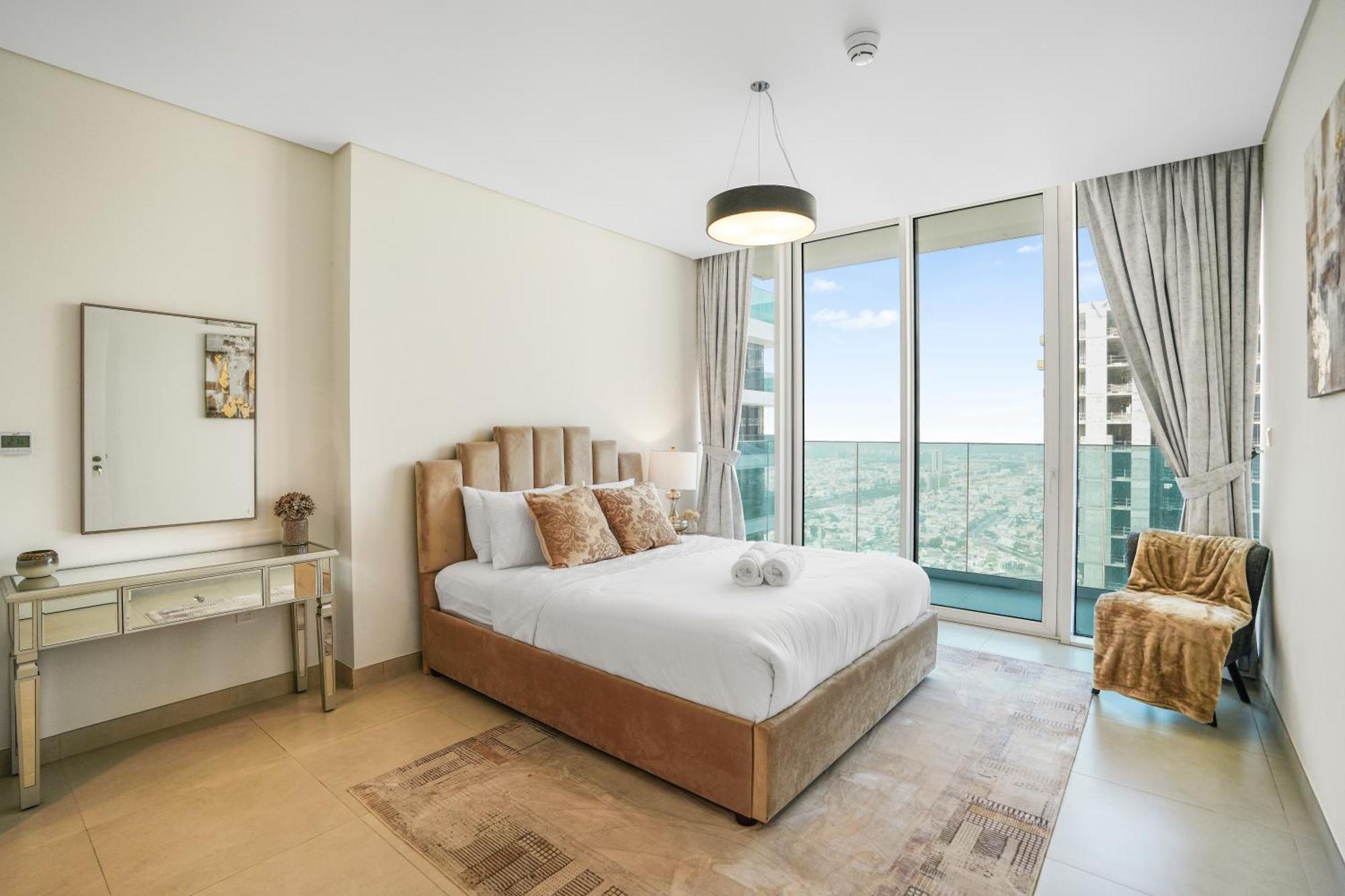 Sea View Located On The 39th Floor With Rooftop Pool Close To World Trade Centre Dubai