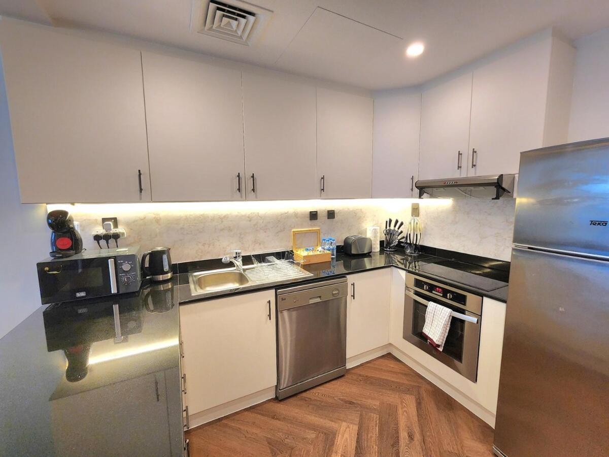 Lux 1br High-floor In Marina Apartment Dubai
