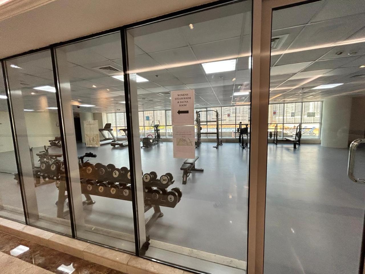 Spacious 1bhk Apartment, Near Centre Apartment Dubai