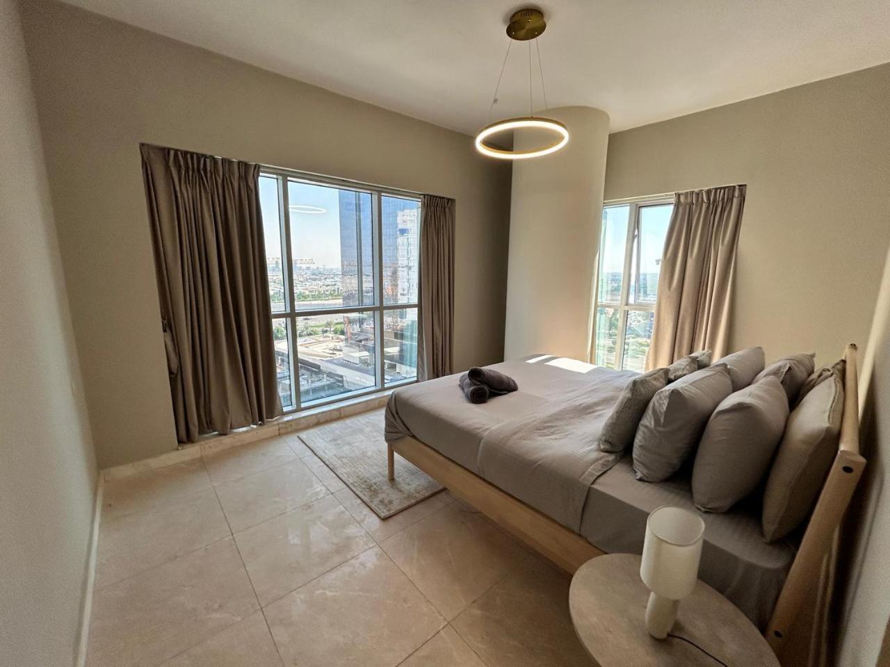 Spacious 1bhk Apartment, Near Centre Dubai