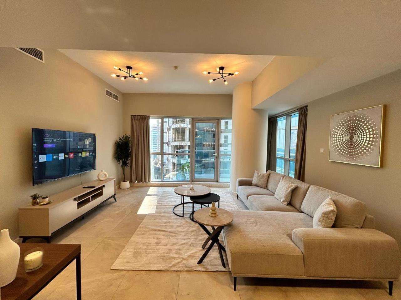 Apartment Spacious 1bhk Apartment, Near Centre