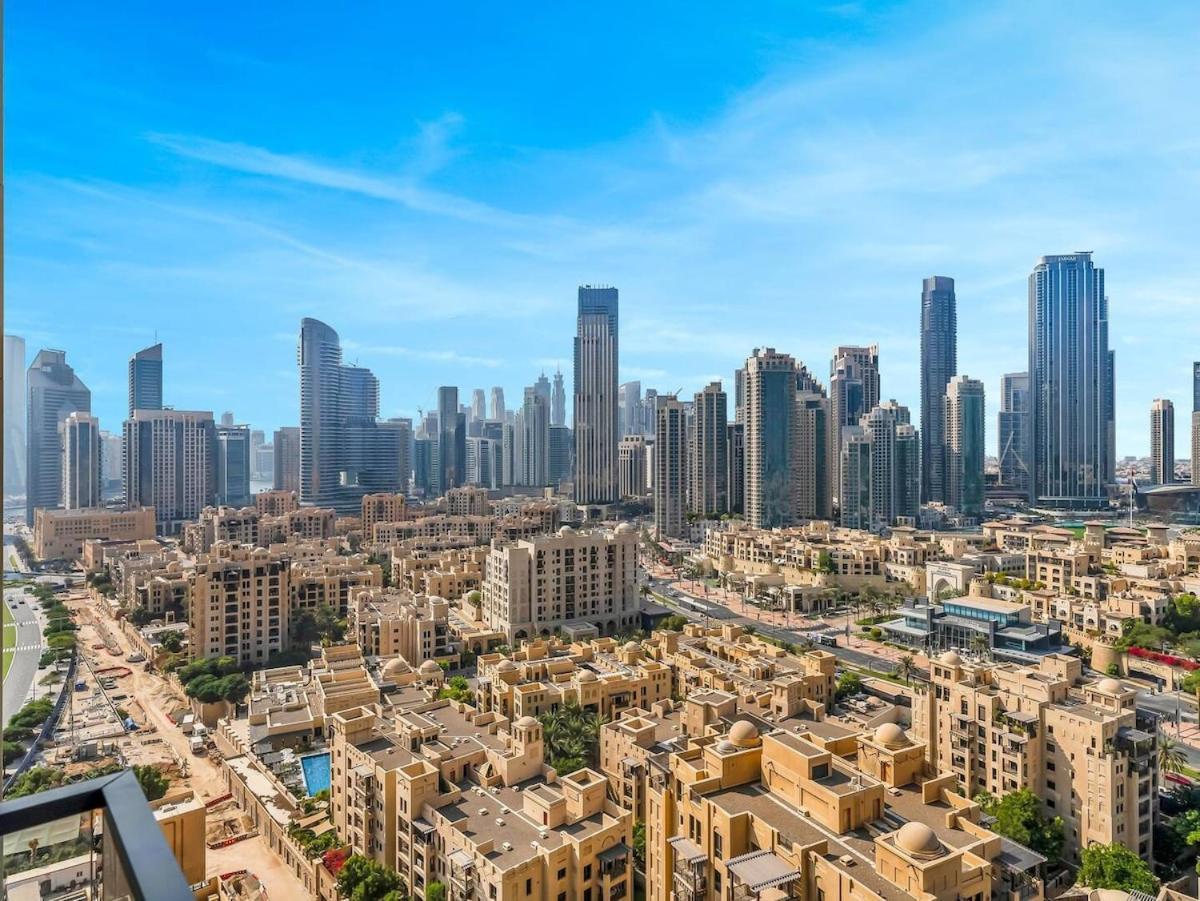 Apartment Walk To Mall- Enjoy Burj Khalifa Show