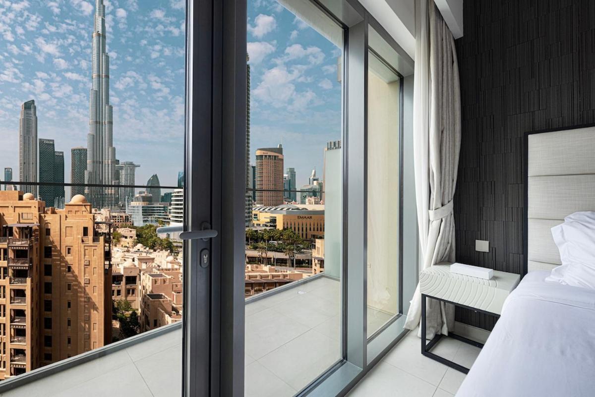 Walk To Mall- Enjoy Burj Khalifa Show Apartment