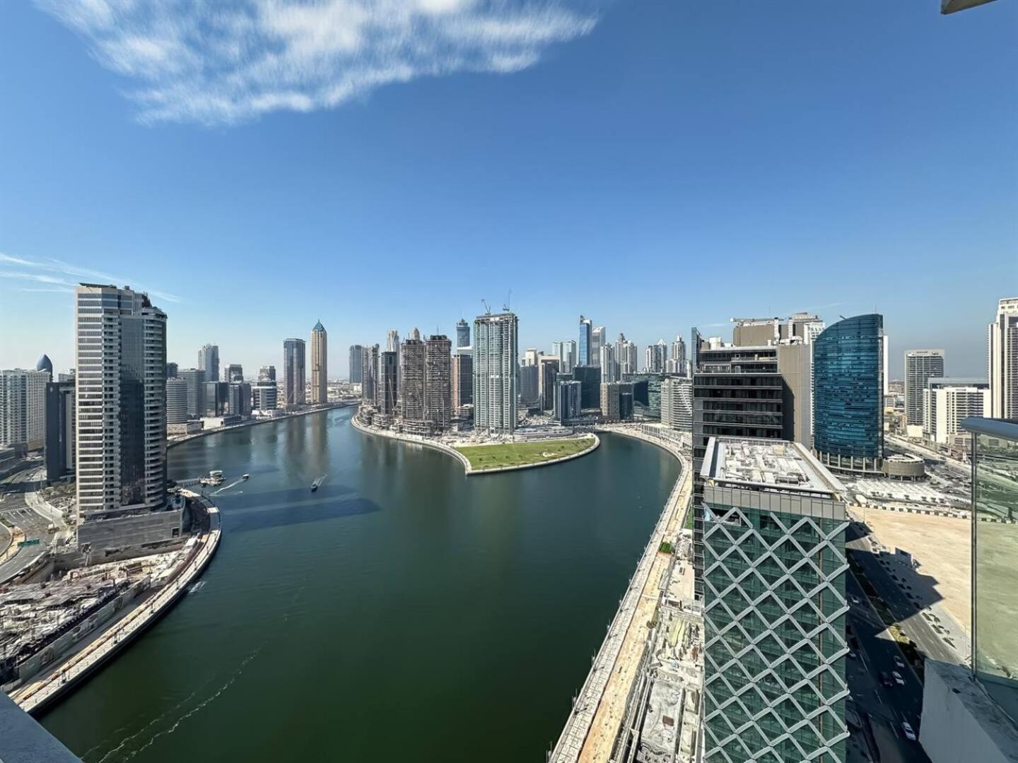 Your Stylish Getaway Near The Iconic Burj Khalifa Dubai