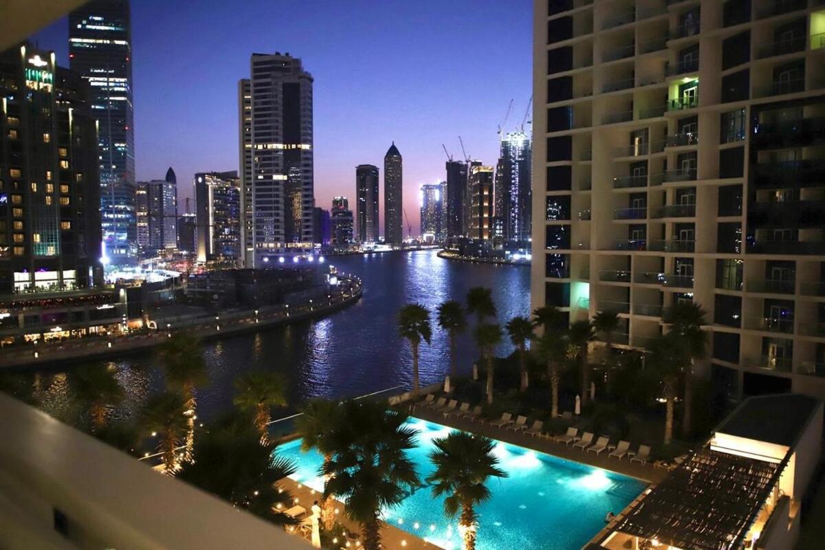 Your Stylish Getaway Near The Iconic Burj Khalifa *