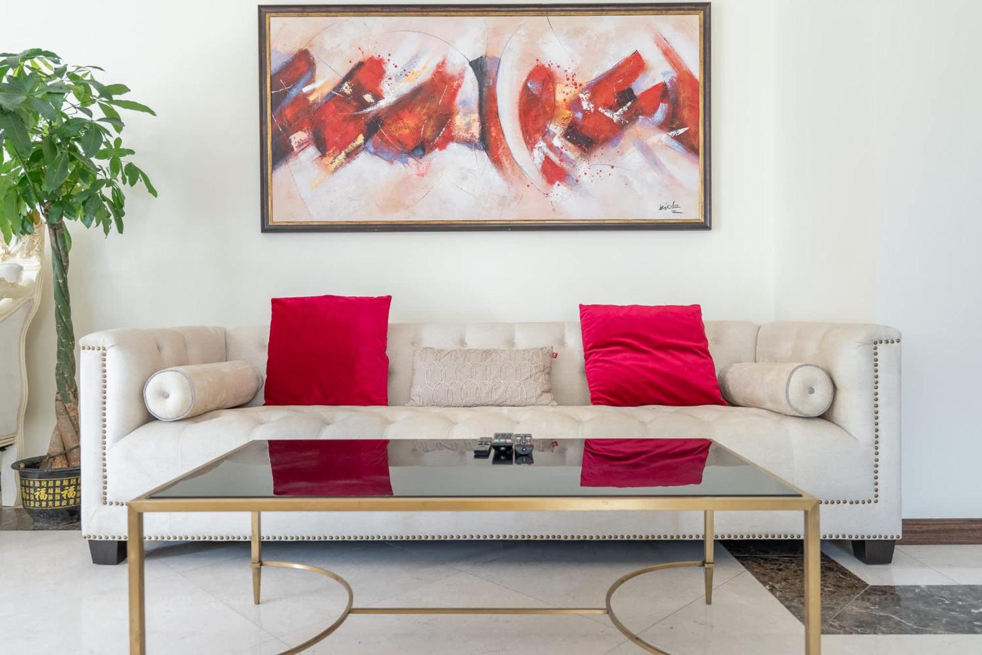 5 Bedroom Flat In Jbr Near The And Sleeps 9 Apartment Dubai