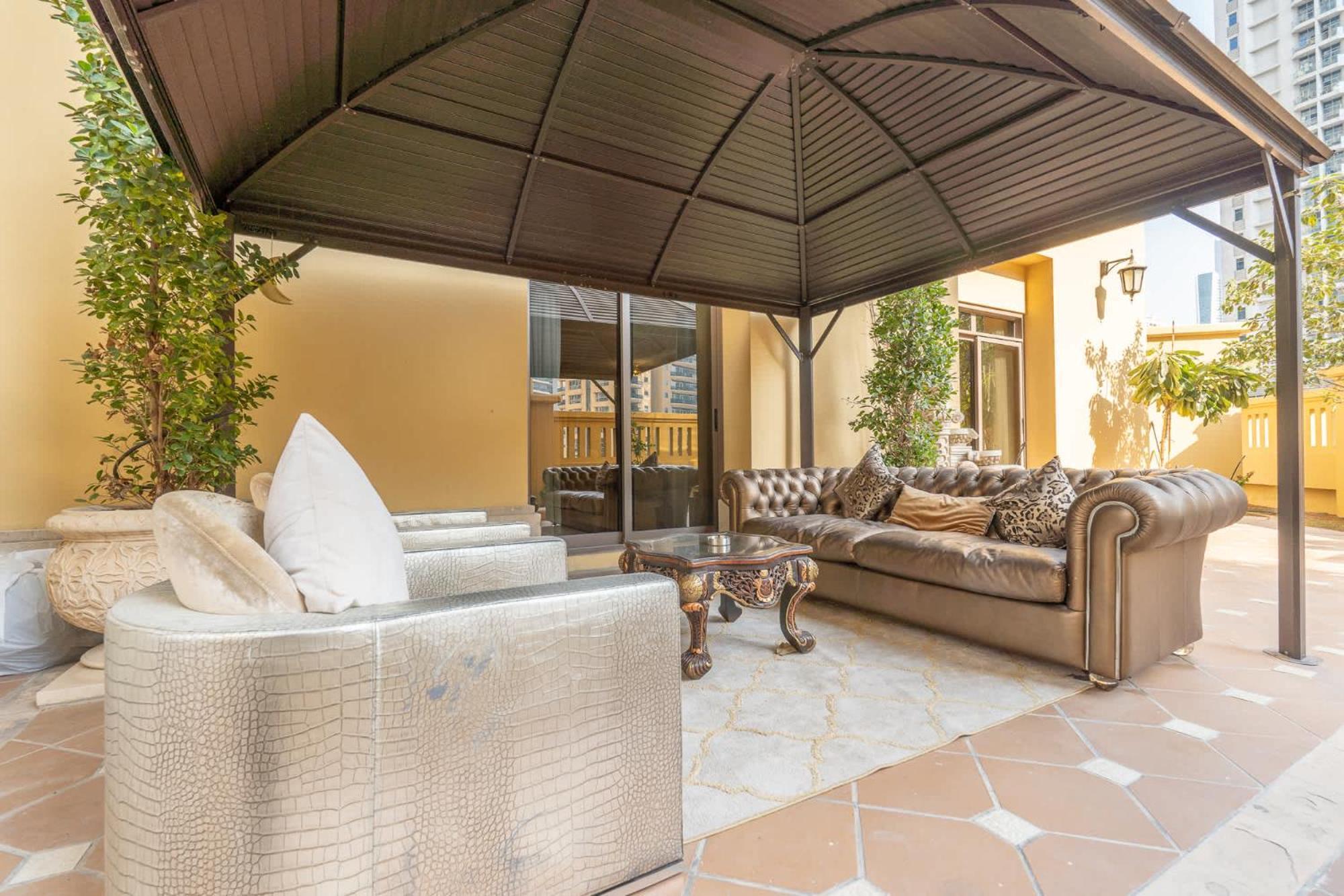 5 Bedroom Flat In Jbr Near The And Sleeps 9 Apartment Dubai