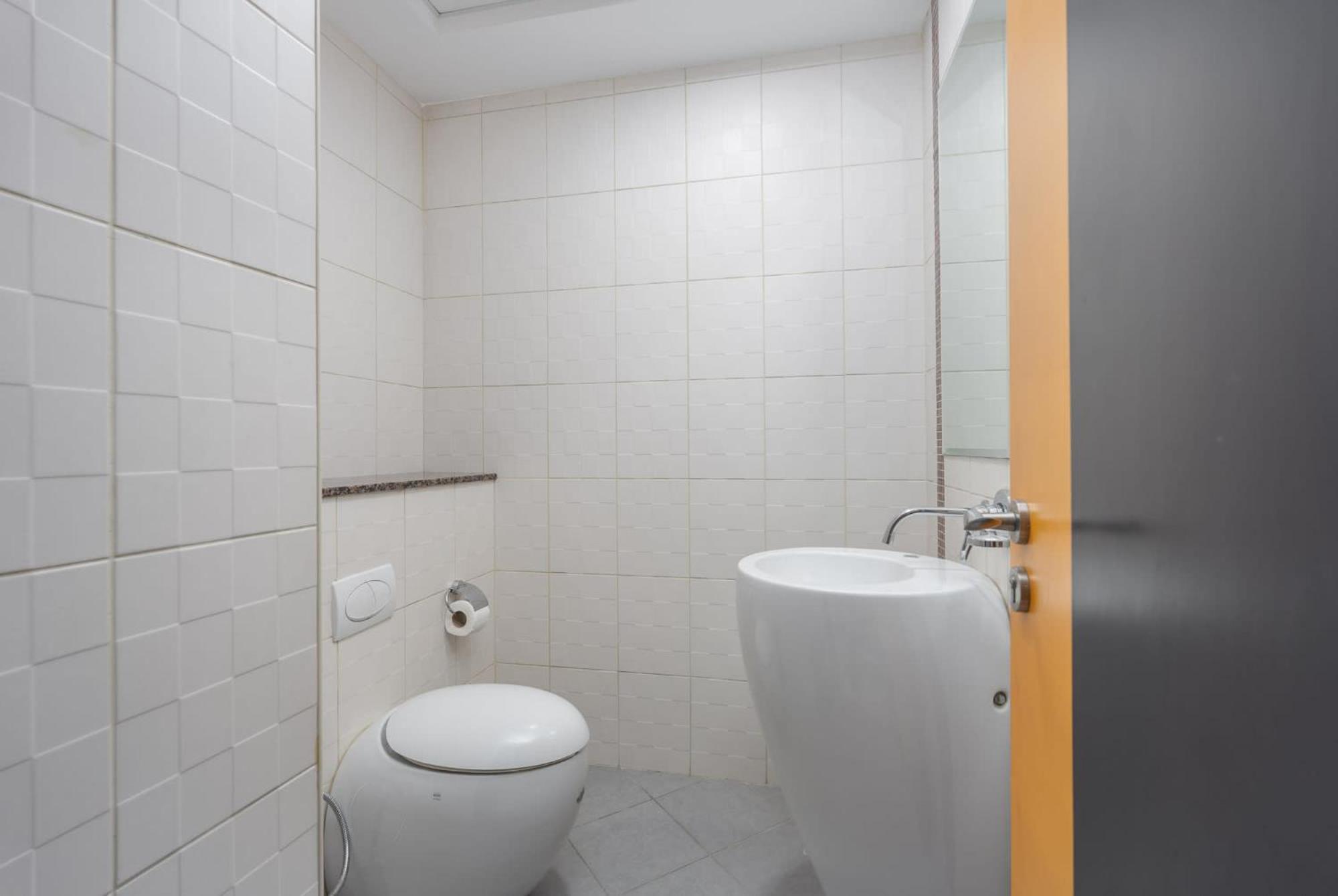 Apartment 5 Bedroom Flat In Jbr Near The And Sleeps 9