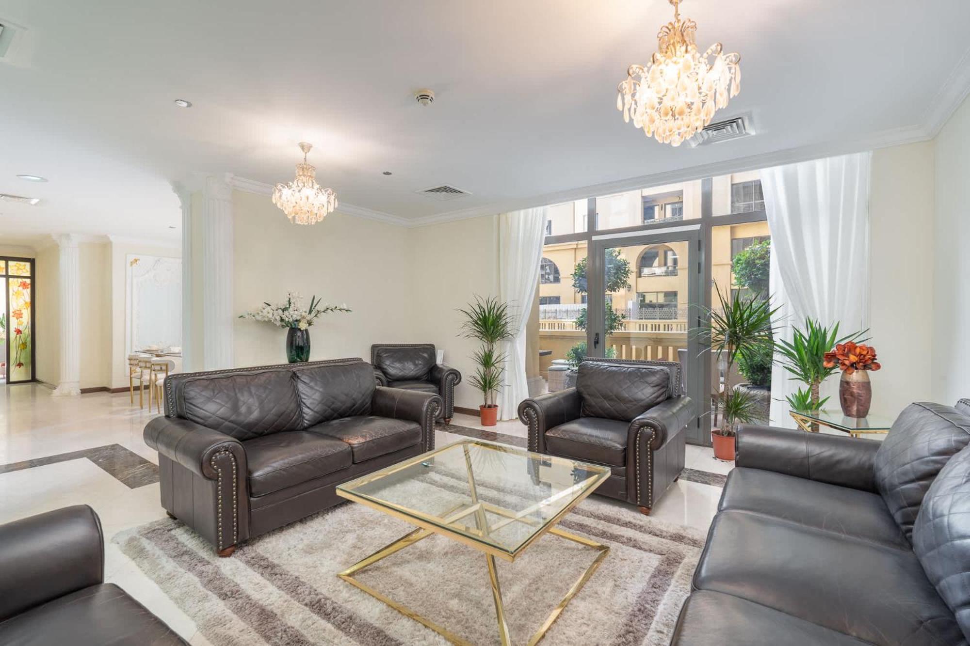 5 Bedroom Flat In Jbr Near The And Sleeps 9 Dubai