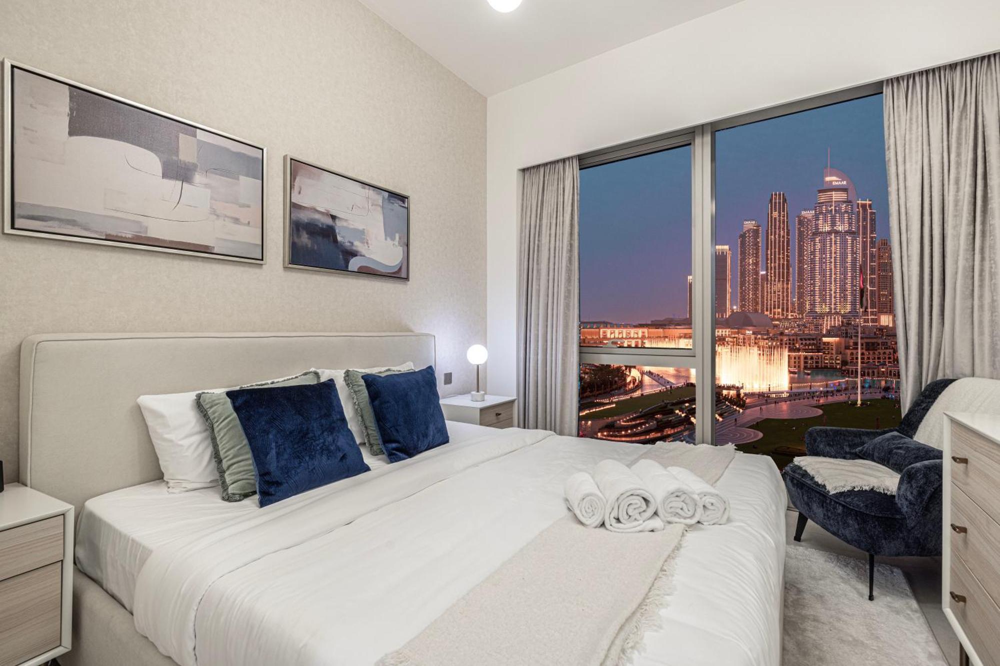 Luxury Burj And Fountain View 5 Min To Mall * Dubai