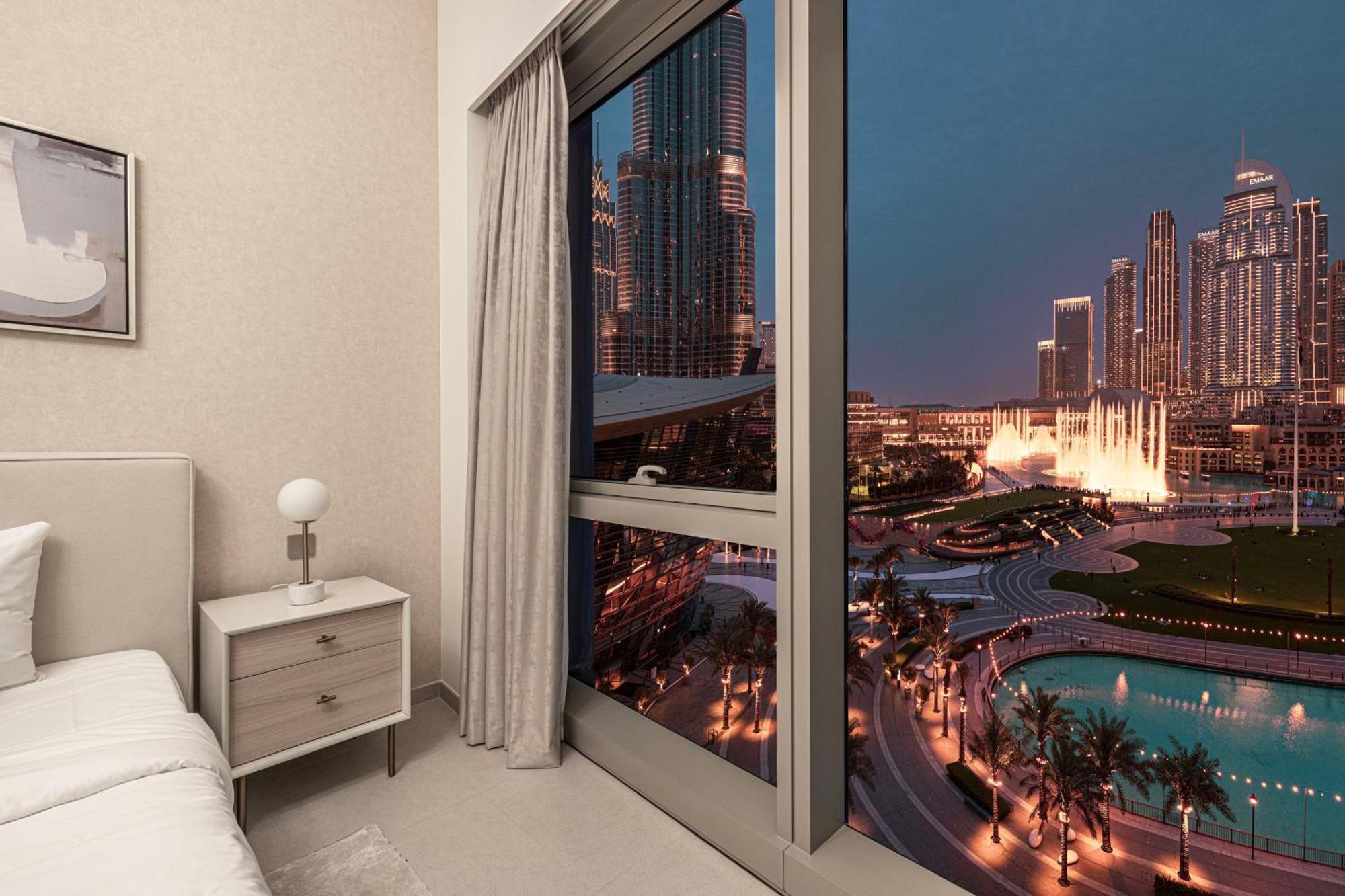 Luxury Burj And Fountain View 5 Min To Mall * Dubai