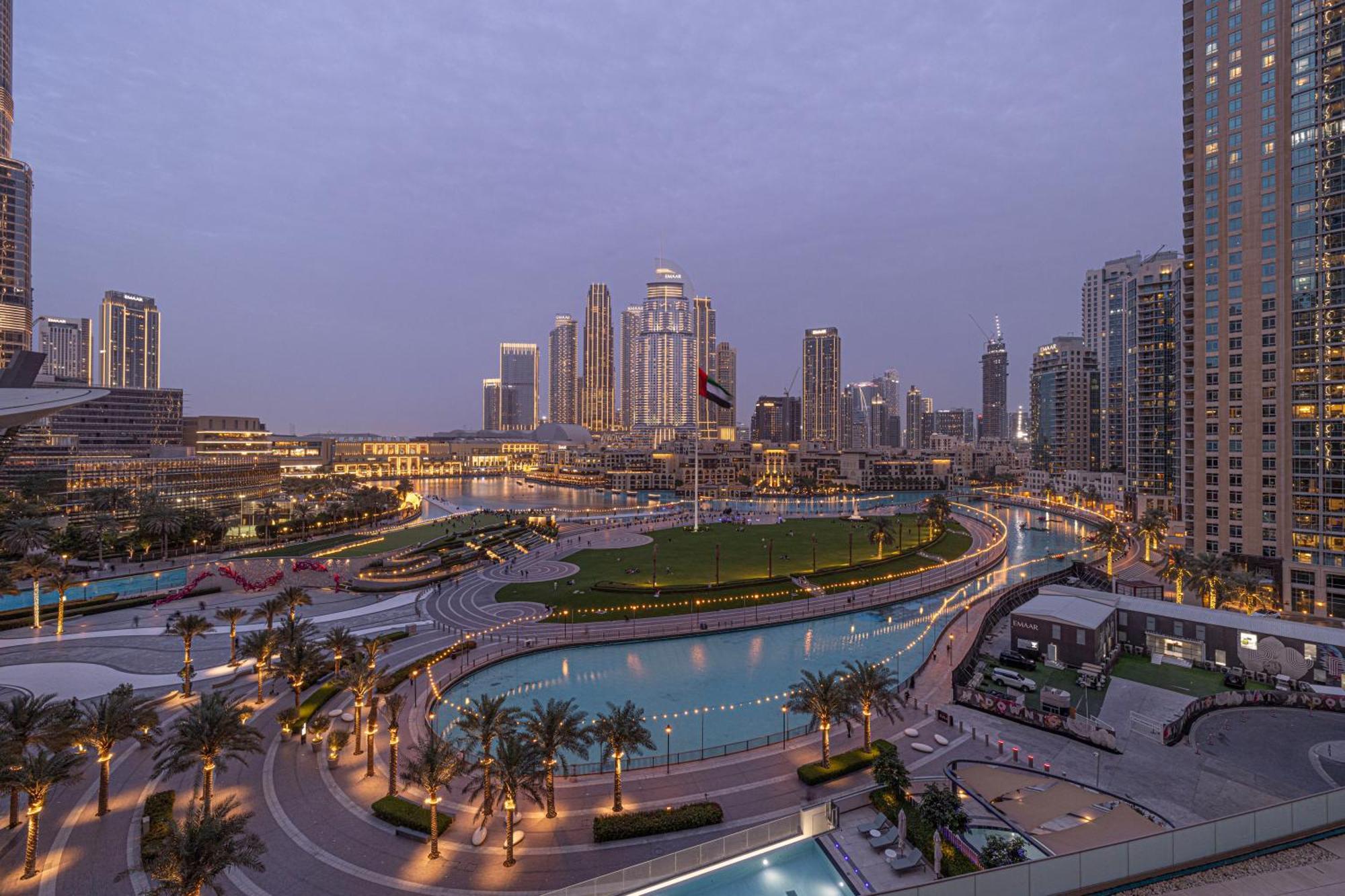 Luxury Burj And Fountain View 5 Min To Mall Apartment *