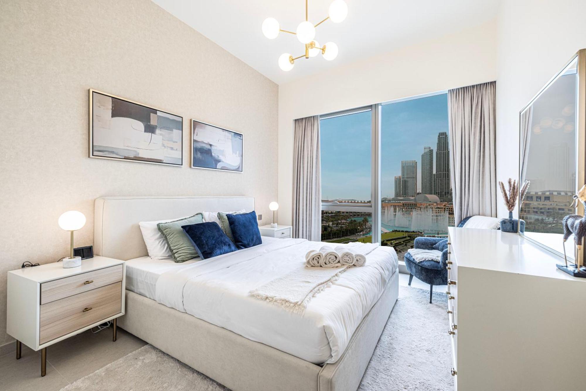 Luxury Burj And Fountain View 5 Min To Mall * Dubai