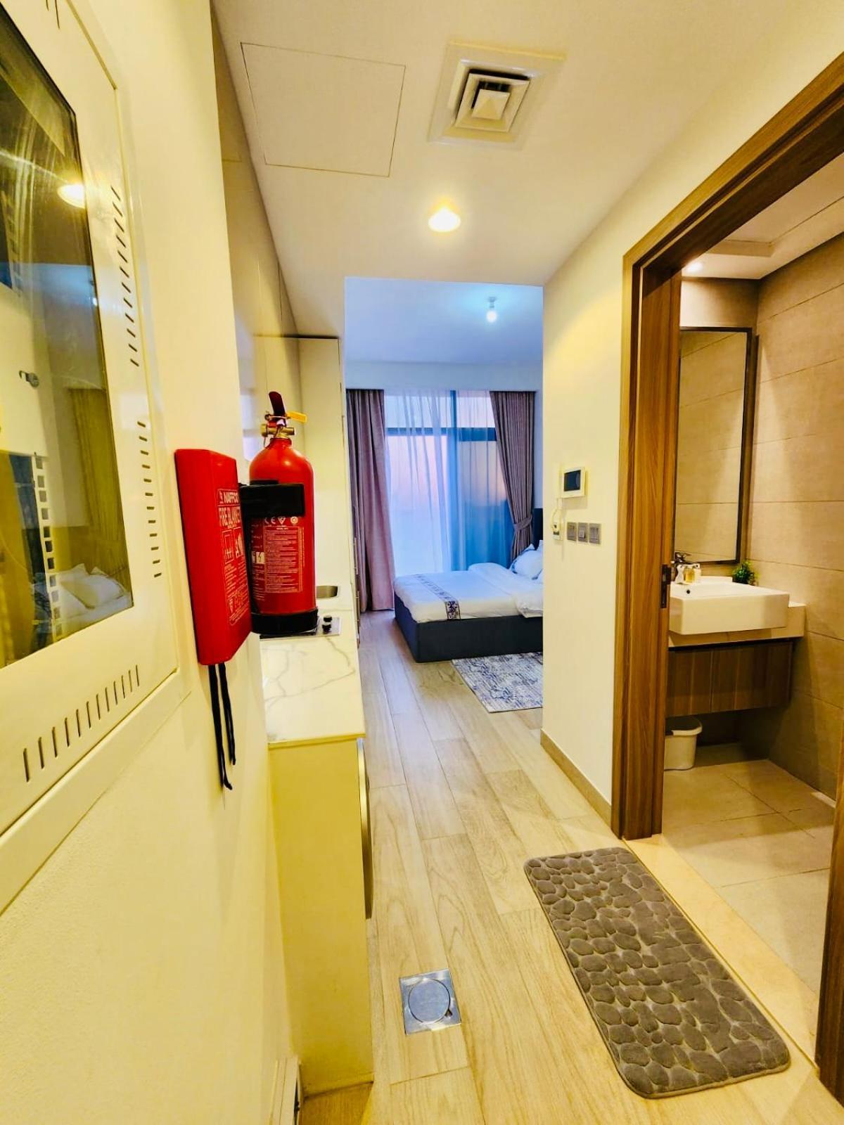 Azizi Rivieira Meydan, Luxury With Burjkhalifa And Pool Views * Dubai