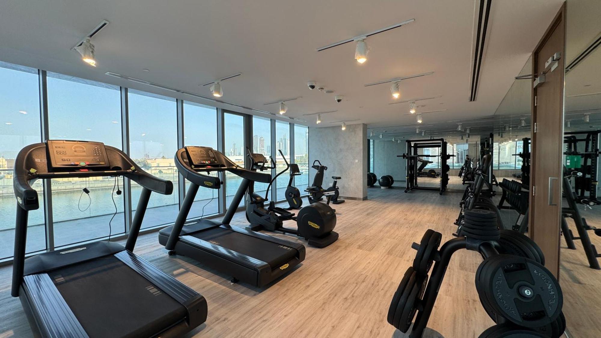 Magnificent - New 1br In Canal Front Residences Apartment Dubai